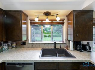 2717 Isha Laye Way, Toledo, OH 43606