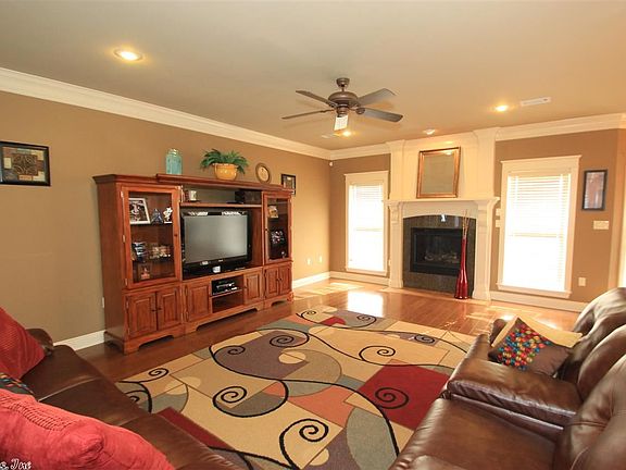 5th image of 5245 Clayborn Dr