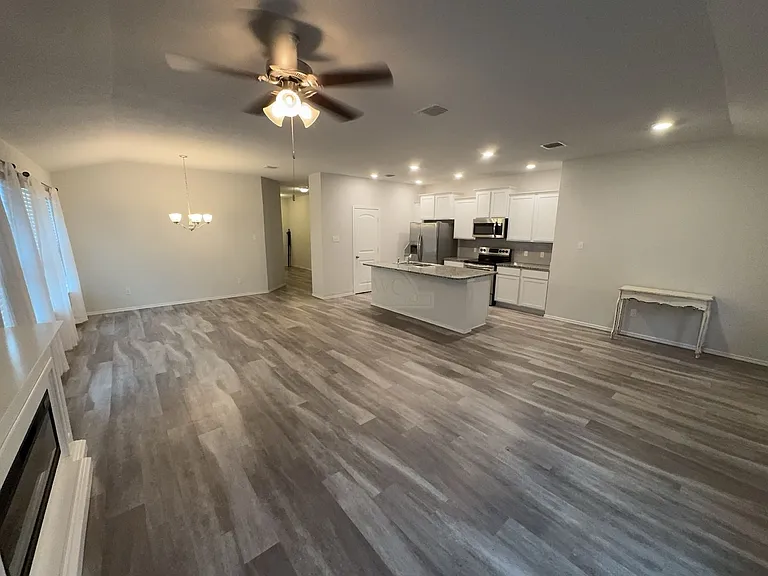 104 Green Jay Dr — Photo 13