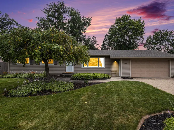 7159 Westgate Ave, Jenison, MI 49428