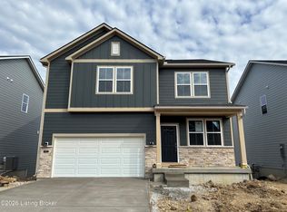 16933 Aiken Ridge Cir, Louisville, KY 40245