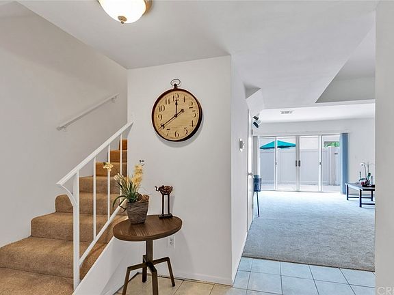 4th image of 6241 Morse Ave