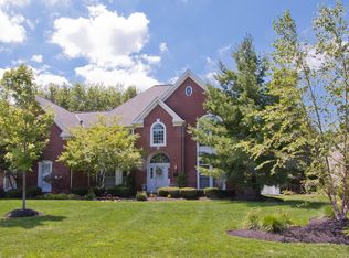 3132 Royal Oak Ct, Westlake, OH 44145