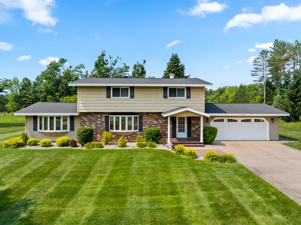 230 Crestwood Dr, Gaylord, MI 49735