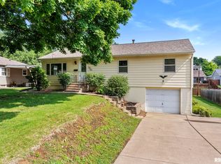 4727 27th Ave, Moline, IL 61265