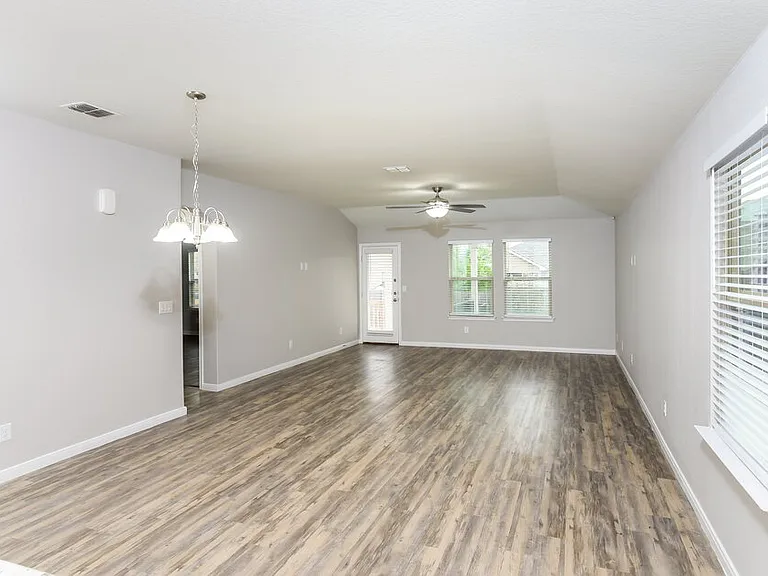 2028 Atticus Dr — Photo 4