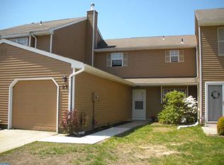 29 Gloucester Ct, Bordentown, NJ 08505