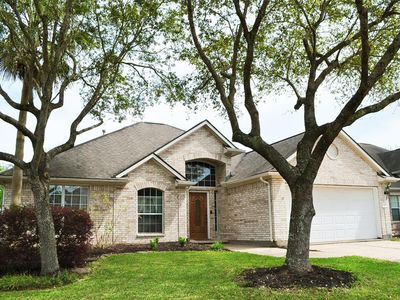 208 Green Cedar Dr, League City, TX, 77573