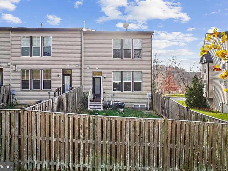 6947 Country Club Ter — Photo 46