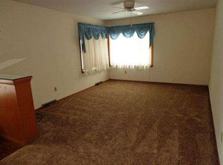 2710 Macarthur Ave, Sheboygan, WI 53083