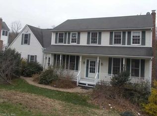 299 Dennison Rdg, Manchester, CT 06040