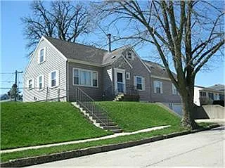 840 Goethe St Photo 1
