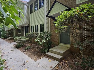 7337 Cardigan Cir, Sandy Springs, GA 30328