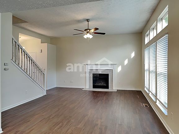 5th image of 2274 Farmland Dr