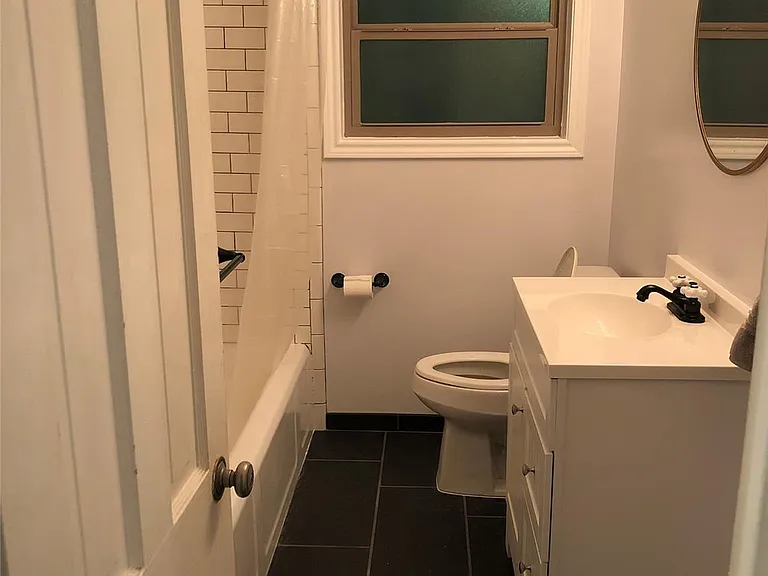 2316 Wentworth St #B — Photo 11