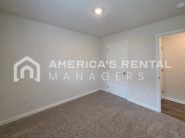 128 Jonboy Ave — Photo 37