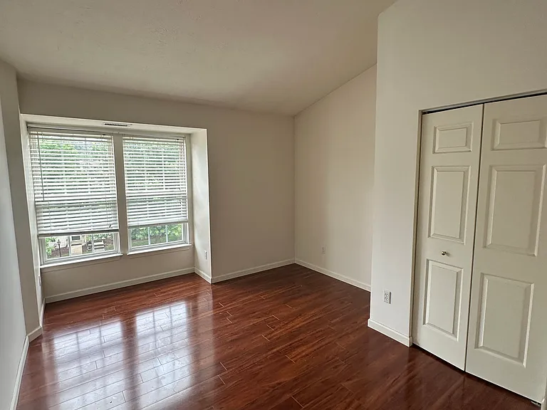 216 Blue Grass Cir — Photo 13