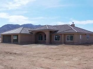 13871 Lynn Rd #A & B, Apple Valley, CA 92307