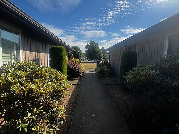 4th image of 507 Forest Cir #C