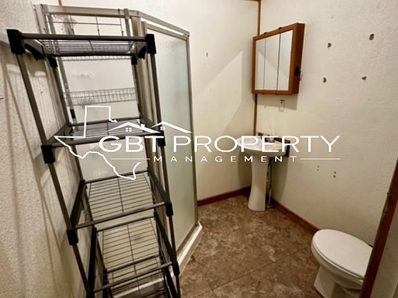 5th image of 311 N Main St Cabin 4