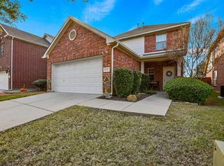 411 Kirby Dr, Lantana, TX 76226