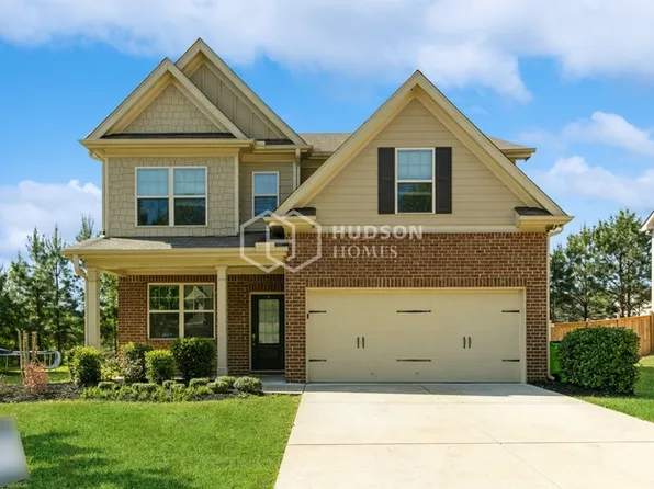 319 Lanier Ct, Hiram, GA 30141