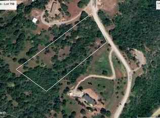 758 High Oaks Ln, Squaw Valley, CA 93675