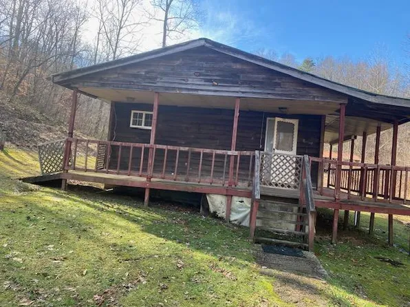2412 Left Fork Little Blaine Rd, Louisa, KY 41230