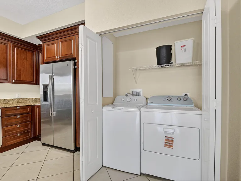 1660 Renaissance Commons Blvd #2517 — Photo 15