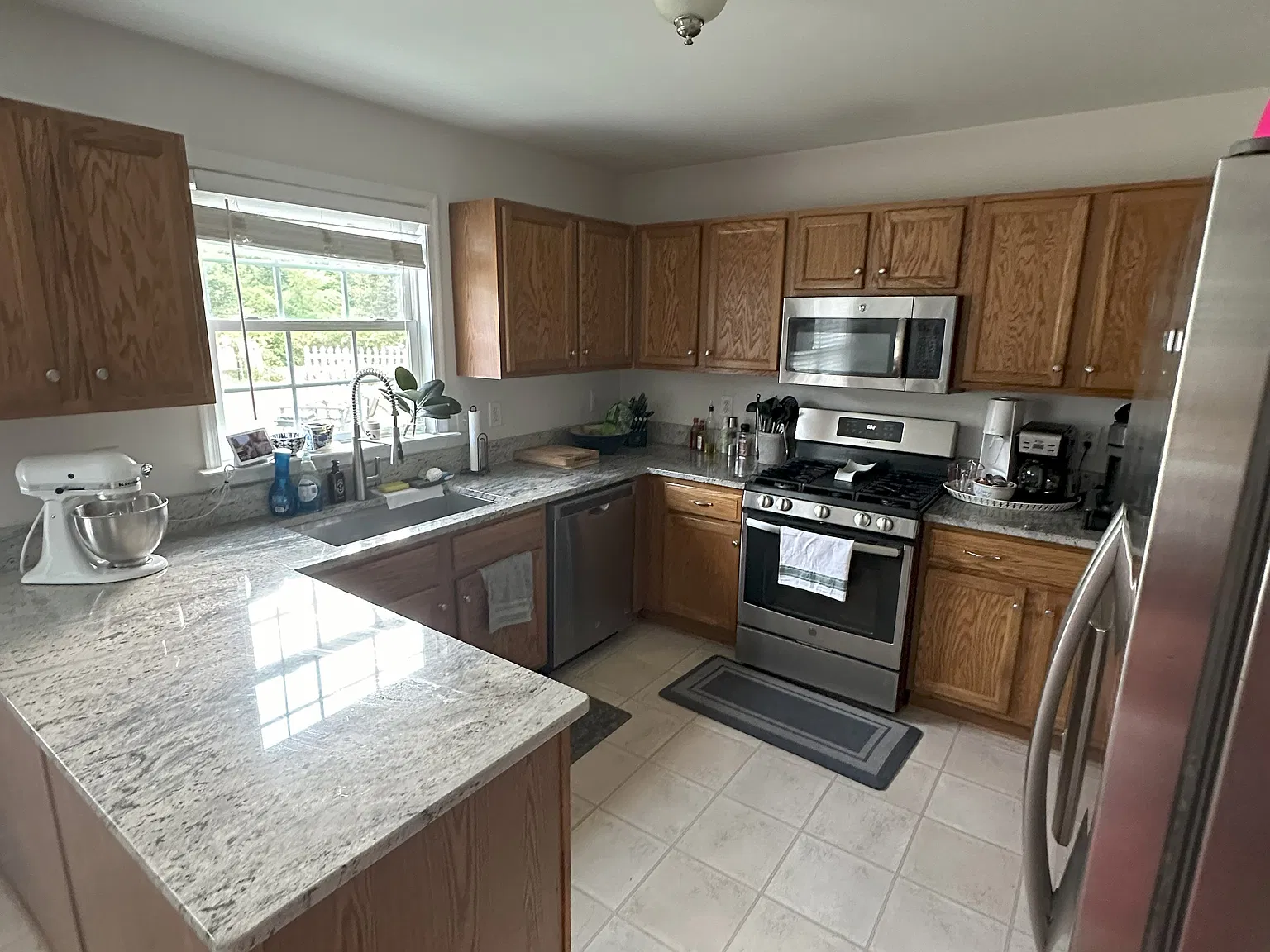 313 Lake Crest Ct — Photo 4