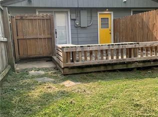 1680 W Cedar St #B, Fayetteville, AR 72703