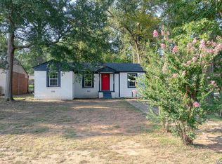 1000 E Pinecrest Dr, Marshall, TX 75670