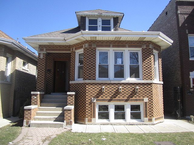1st image of 1609 S 51st Ave