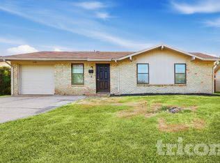 1348 Virgie Joe Dr, Mesquite, TX 75149