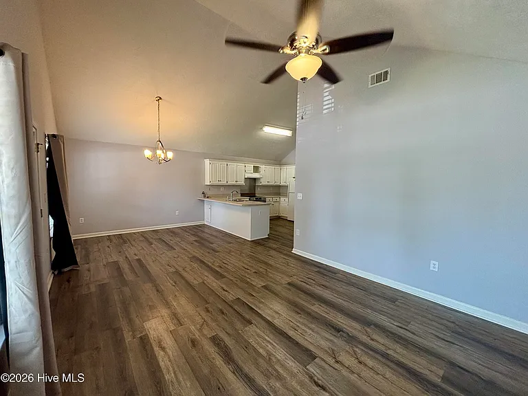 831 Dantignac St — Photo 4