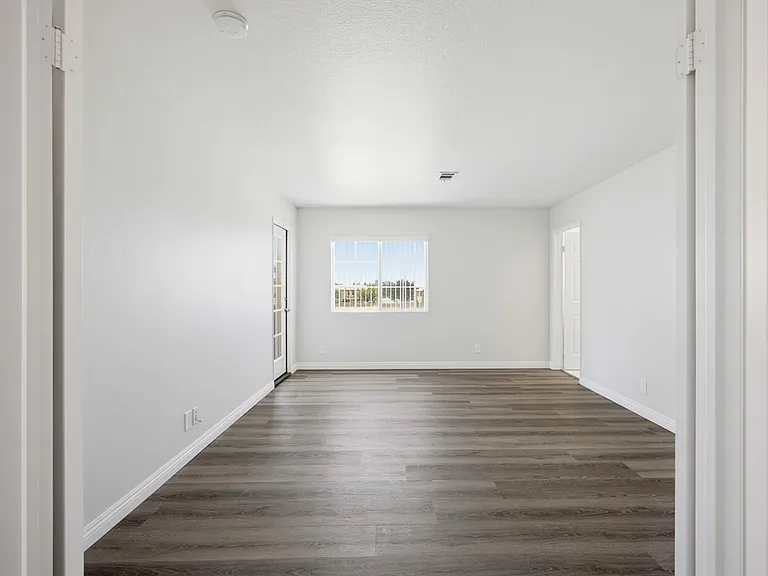 811 N Turner Ave #10 — Photo 10