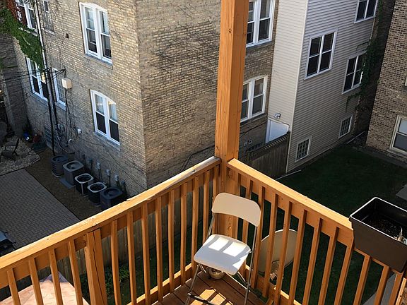 4th image of 2615 W Wellington Ave APT 3G