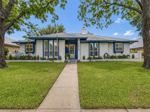 2526 Dove Creek Ln, Carrollton, TX 75006