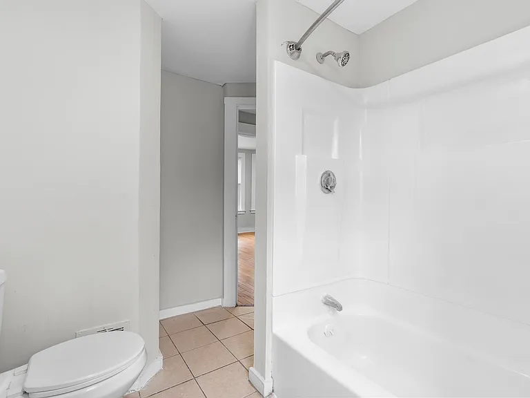 693 Dixwell Ave #2 — Photo 22