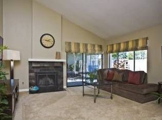 585 Seahorse Ln, Redwood City, CA 94065