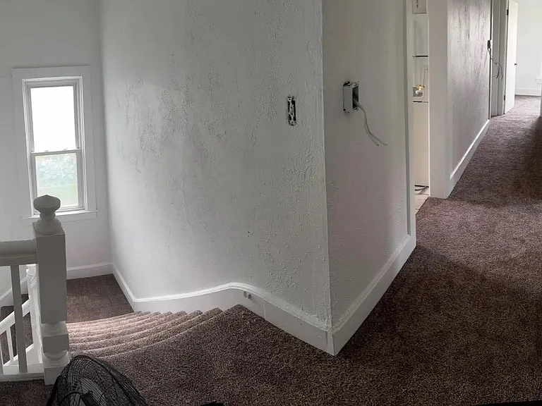 521 Crawford St — Photo 15