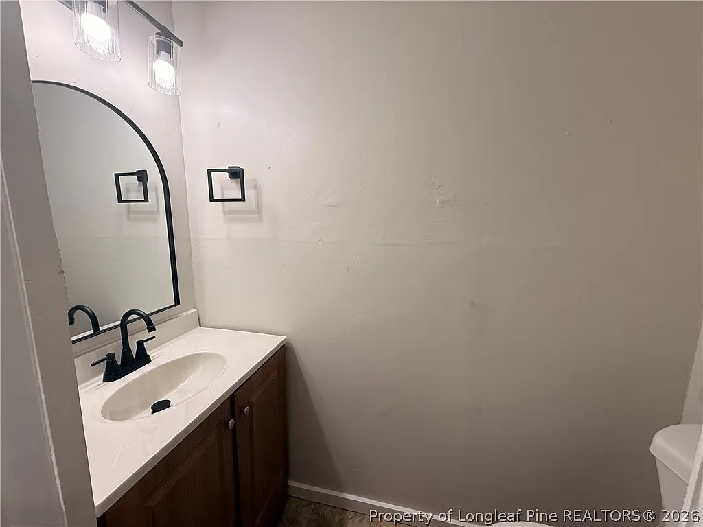 2 bed, 2.5 bath, 1294 sqft, $1,100 — Photo 1