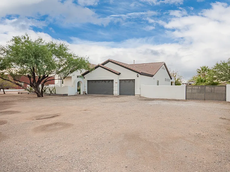 10335 N Tall Cotton Dr — Photo 4