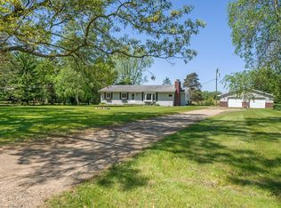 11589 Owosso Rd, Fowlerville, MI 48836