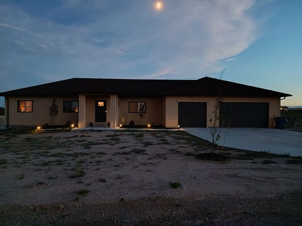 748 E Heron Dr