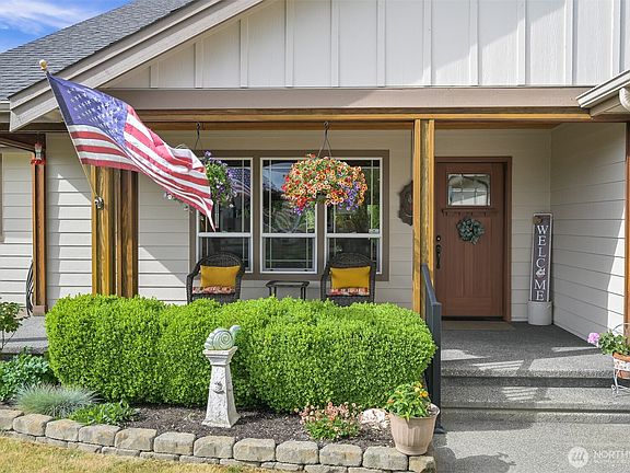 2nd image of 502 Westview Place