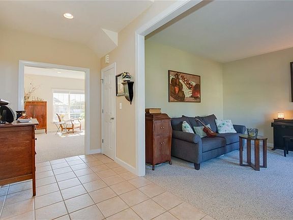 5th image of 2052 Bierce Dr