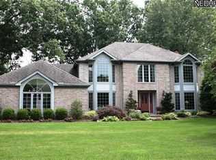 24797 Tricia Dr, Westlake, OH