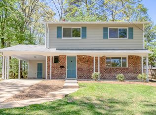 5502 Kings Park Dr, Springfield, VA 22151