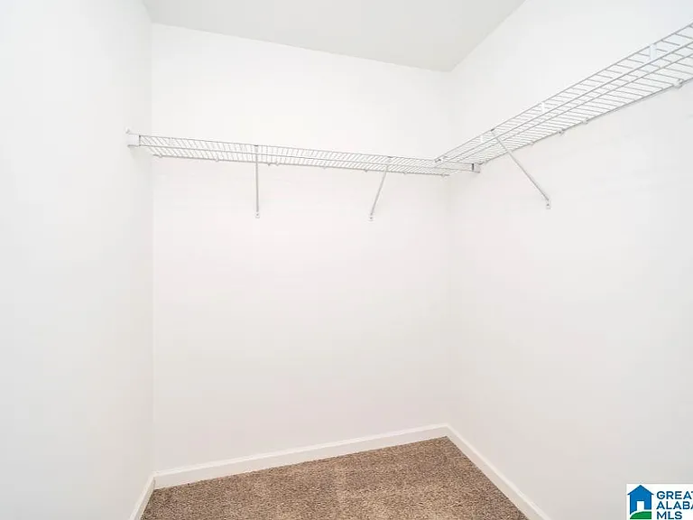 211 Driftwood Ln — Photo 11